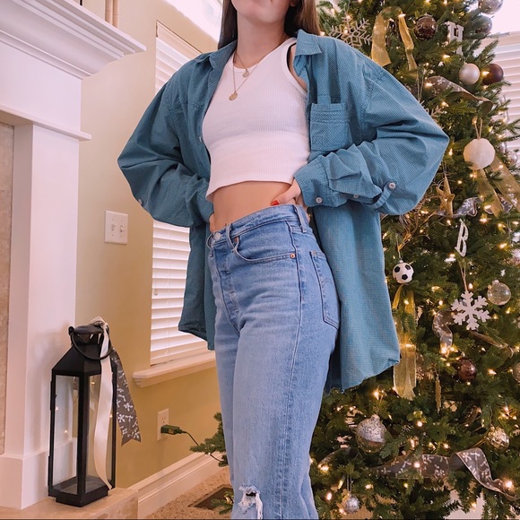 ✨NORTHWEST GREEN PLAID BUTTON UP✨ - Picture 3 of 7